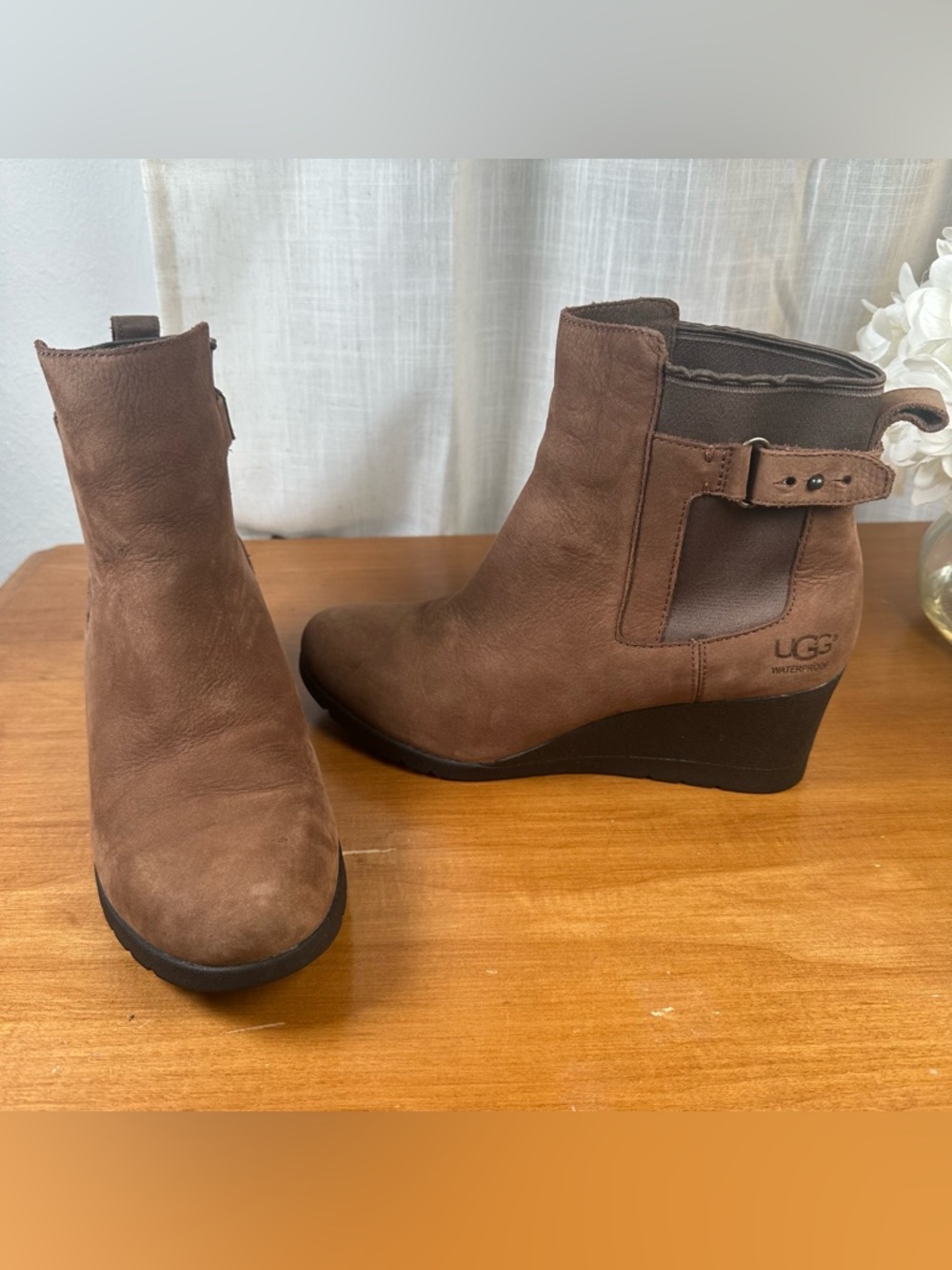 UGG Indra Waterproof Wedge Booties Brown Women’s Size 8.5